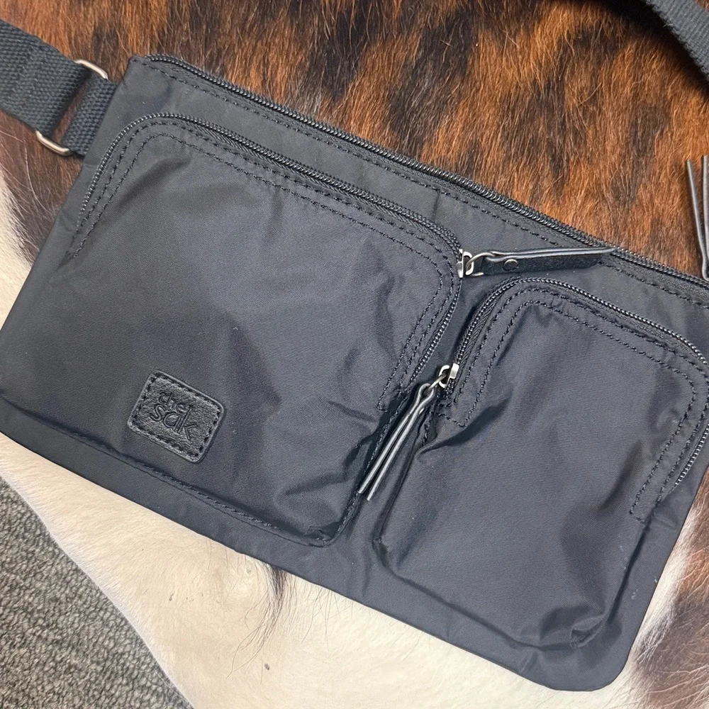 The Sak Esperato Black Nylon Belt Bag Fanny Pack Waist Bag - Picture 3 of 6